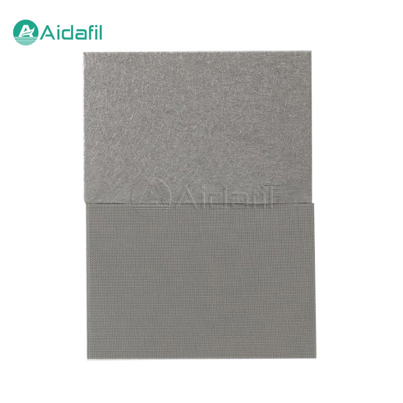 Спеченный войлок из металлического волокна с защитной сеткой