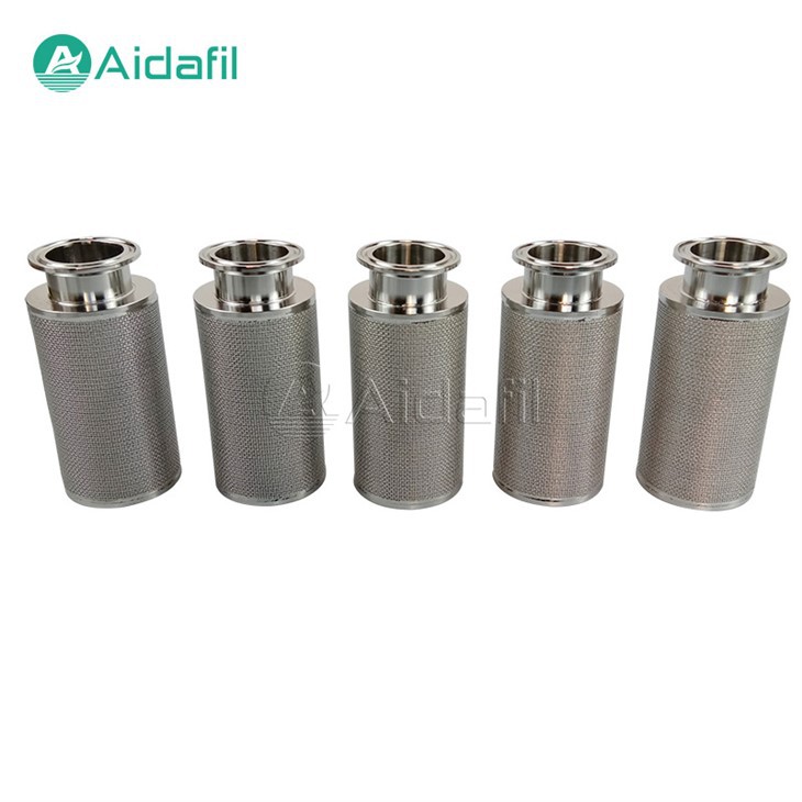 Saķepināta metāla šķiedras kompozītmateriāla filtra elements